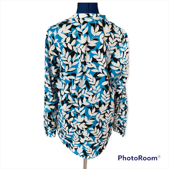 Karl Lagerfeld Paris Print V neck Modest Blouse Top Size M - Picture 2 of 6